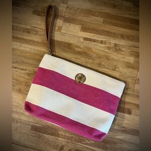Tommy Hilfiger clutch